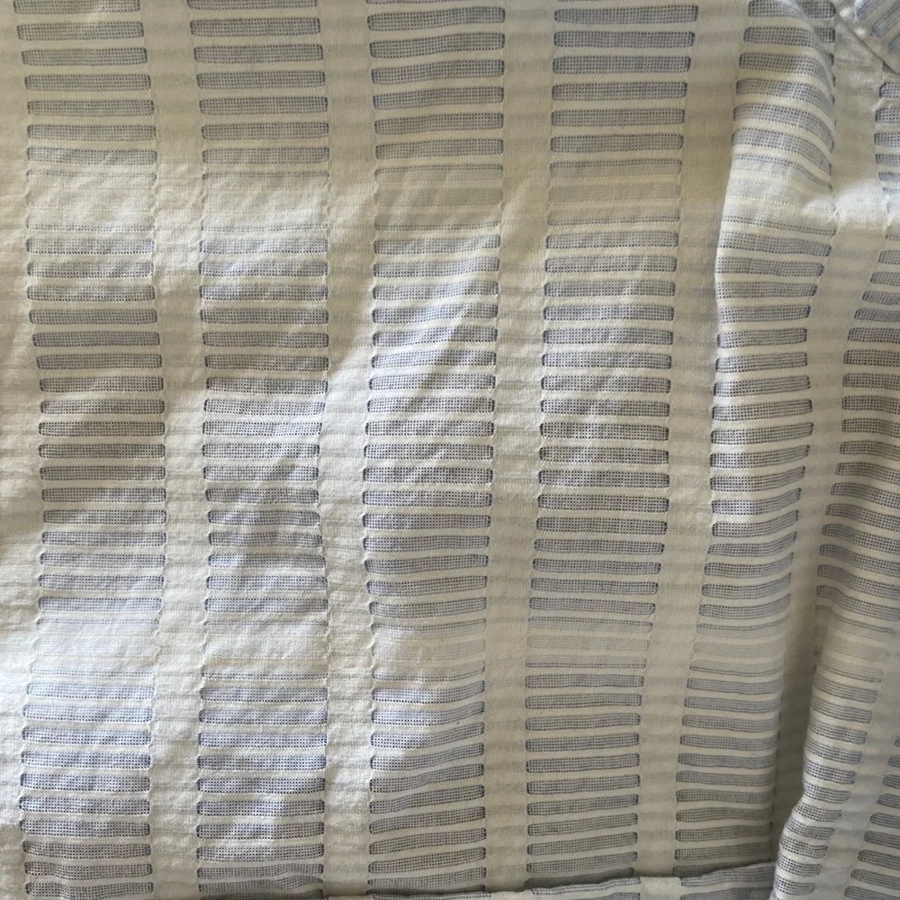 Bugatchi Men's Button‎ Front Short Sleeve Shirt - Picture 5 of 7